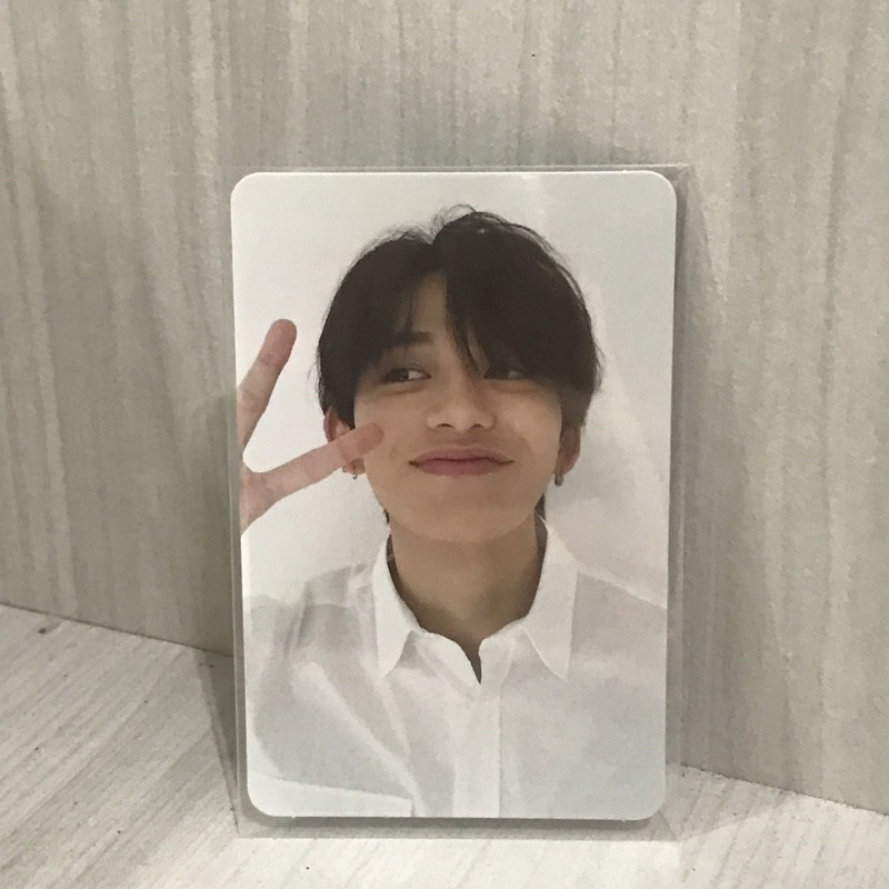 pc lucas flipbook holiday wayv nct