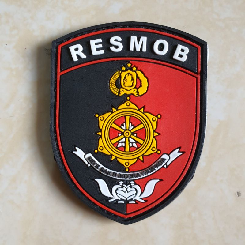 patch rubber logo resmob / brimob / polisi / police / polri / tempelan emblem karet velcro