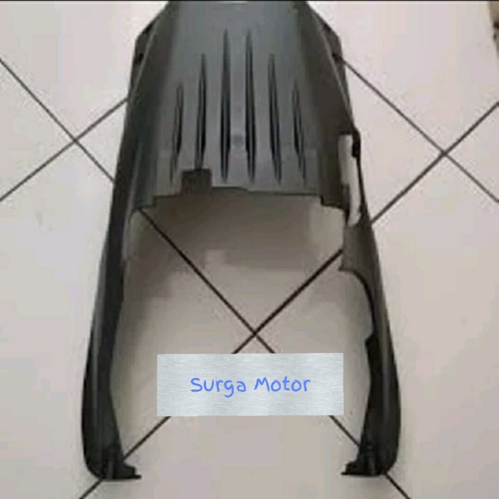 Cover under tebeng dek bawah kolong pijakan kaki Beat karbu ORI HONDA