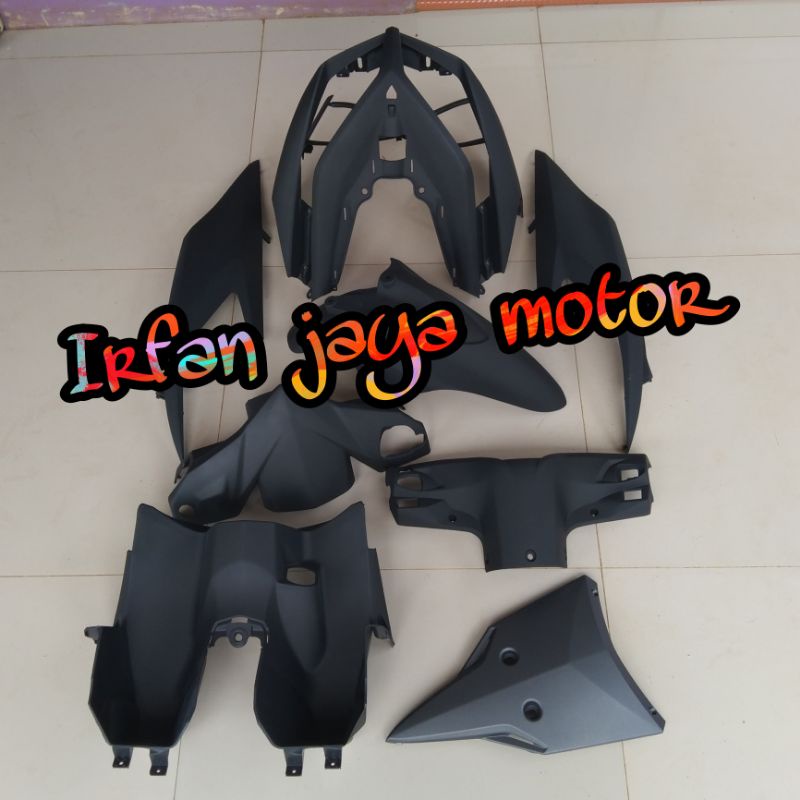 Cover body full halus Honda Vario 110 Techno karbu hitam doff