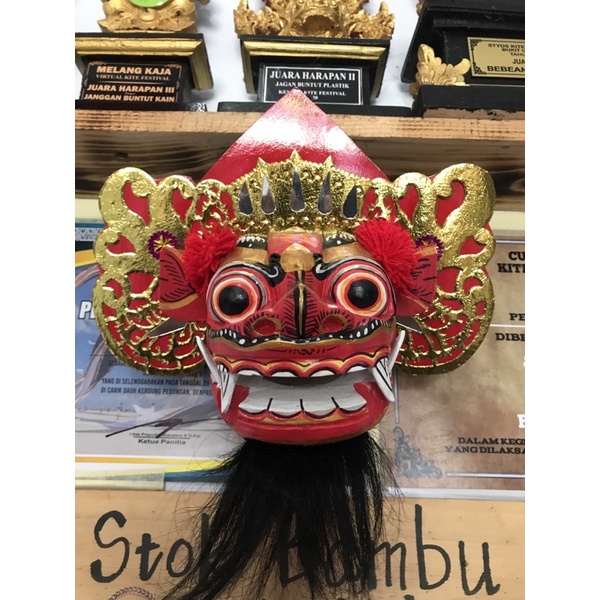 Tapel barong biasa dan tapel barong bangkung