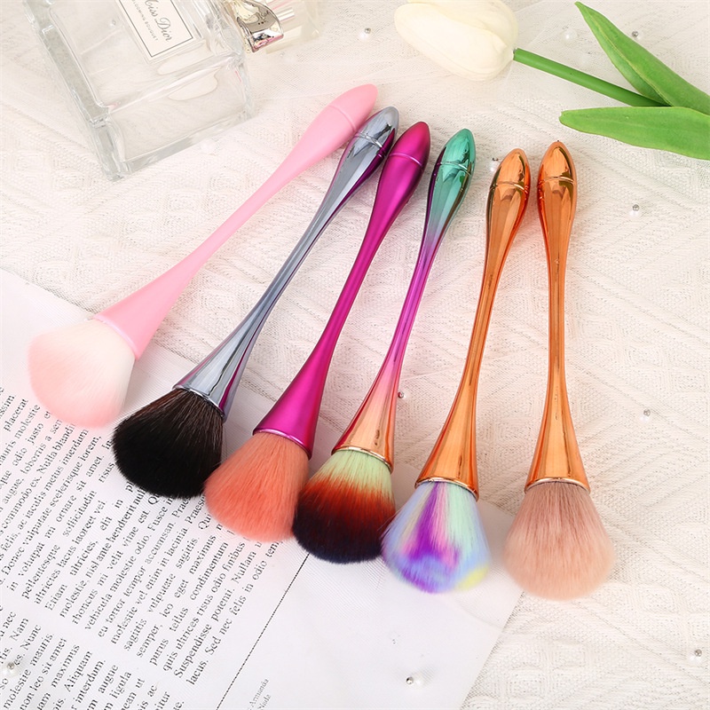 Brush Makeup Dengan Gagang Panjang