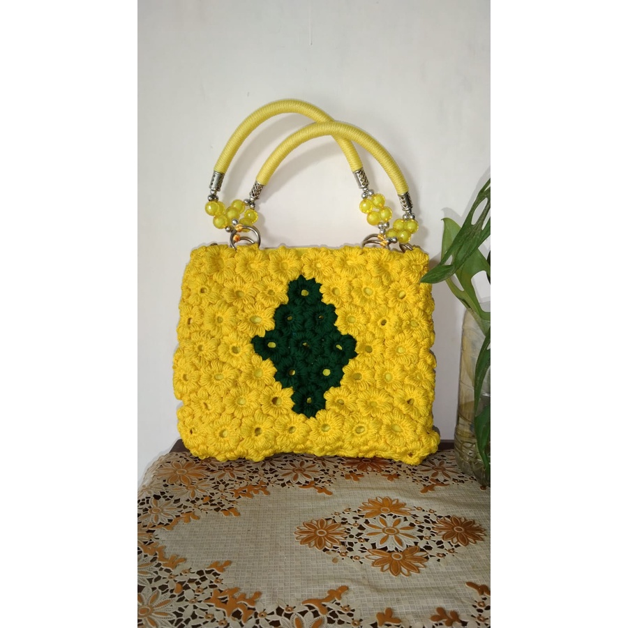 Tas Rajut Pesta wanita