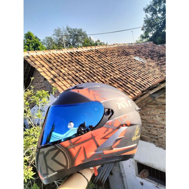 (SOLD)PAKET GANTENG HELM FULLFACE KYT VENDETA 2 NOTIF SPIKE(AIR PUMP)