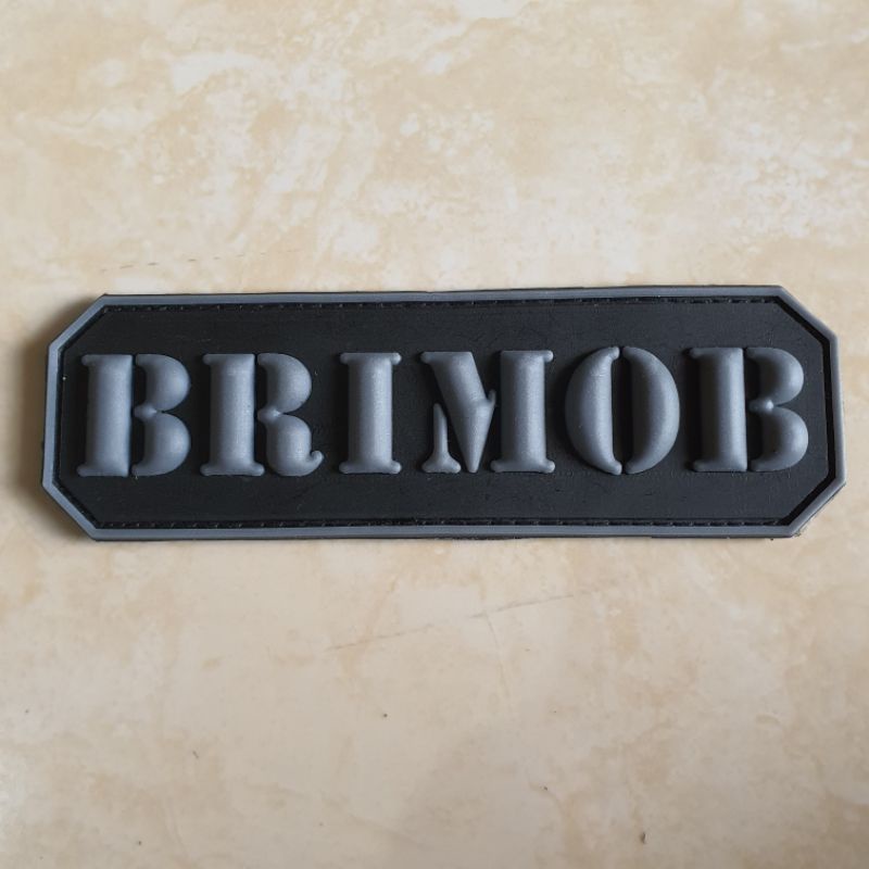 patch rubber logo pvc tulisan brimob 3d timbul / polisi / police / polri / tempelan emblem karet velcro