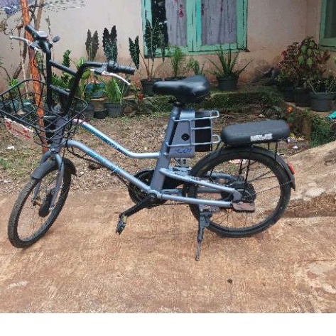 sepeda listrik  selis EOi ban angin baru (kenda)