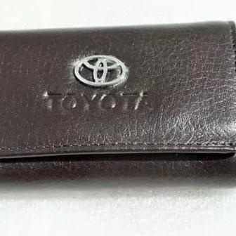 dompet stnk gantungan kunci mobil gantungan kunci motor TOYOTA KULIT