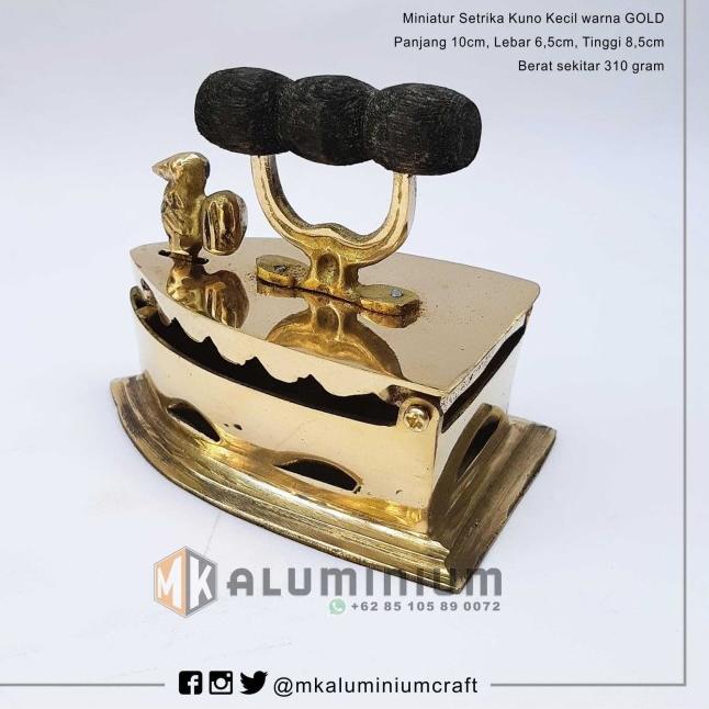Miniatur Setrika Kuno - Seterika Arang - Setrika Mini Kuningan