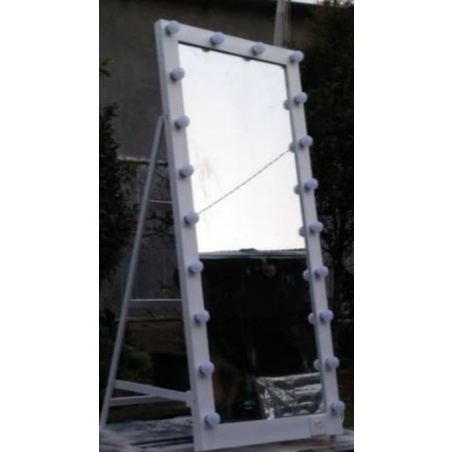kaca standing/cermin lampu