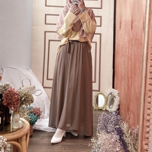 Esca Skirt CRT