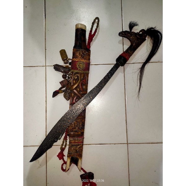 mandau tua dayak kalimantan (ready stok)edisi harga ahir tahun