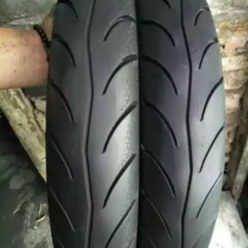 sepasang ban MAXXIS diamond ukuran 80/90-90/90 ring 14...