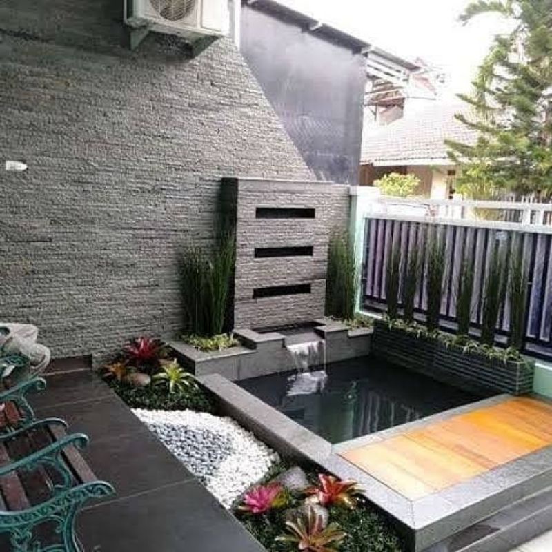 Kolam ikan koi minimalis