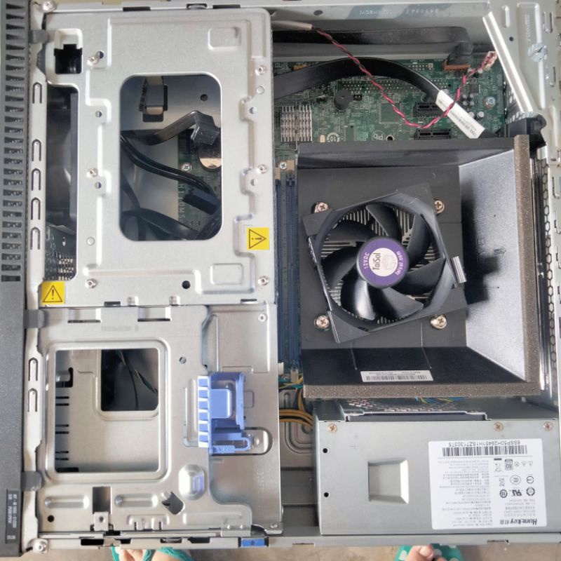 CPU PC Kosongan barebone Lenovo ThinkCentre M700 1151 support Gen 6