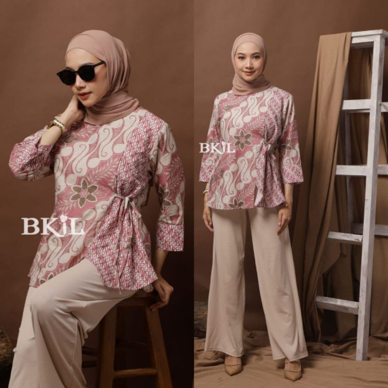 ( COD ) - TERBARU‼️BLOUSE BATIK WANITA/ ATASAN BATIK WANITA LENGAN 3/4 / BAJU BATIK WANITA LENGAN 3/8 / ATASAN BATIK KERJA KANTORAN/ BAJU BATIK FORMAL KANTORAN/ BLUS BATIK WANITA JUMBO/ ATASAN BATIK WANITA MODERN/ SERAGAM BATIK KERJA KANTOR