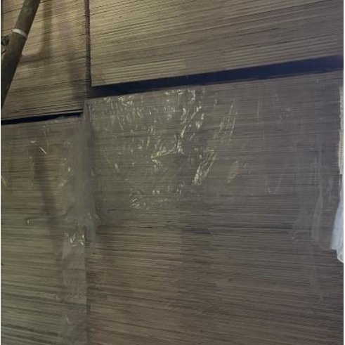 TRIPLEK 9 MM COR MERANTI MC PLYWOOD