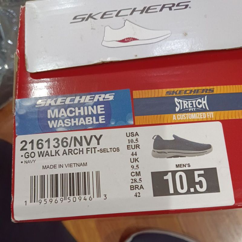 Sepatu Skechers Go Walk Arch Fit Seltos 216136