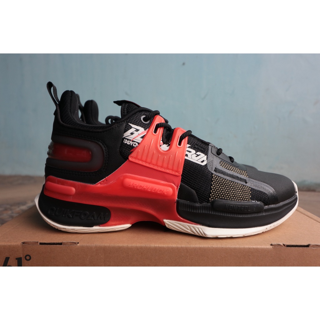 Sepatu Basket 361 Kyranbek 2/Kontrol 2 Black BNIB Original 100% Size 42