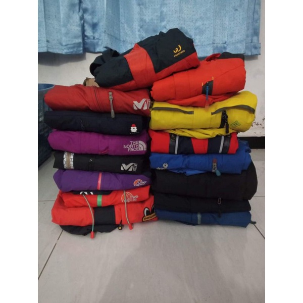 Borongan Jaket Outdoor Second Full Hoodie