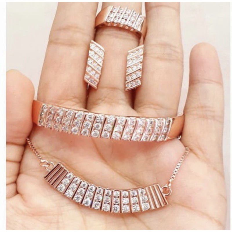 SET TURA DAN GELANG BARIS 3 SEMI BERLIAN5