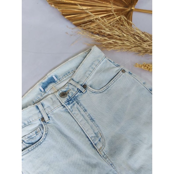 L*FT CELANA JEANS HIGH WAIST KICK CROP &amp; SANDAL WANITA-ORIGINAL