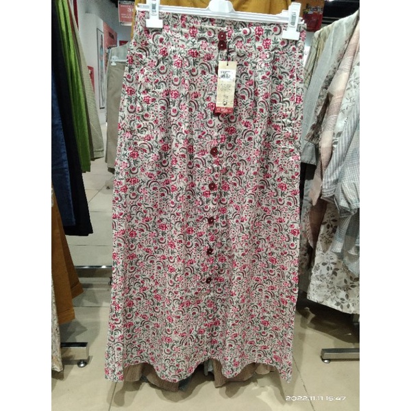 ROK KASUAL TRISET LADIES TERBARU