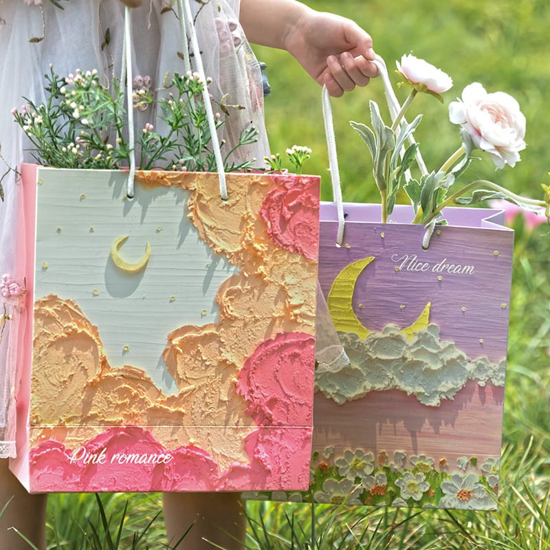 

Paper Bag Painted Moon/ Tas Goodie Bag Hadiah Kado Ulang Tahun Lucu