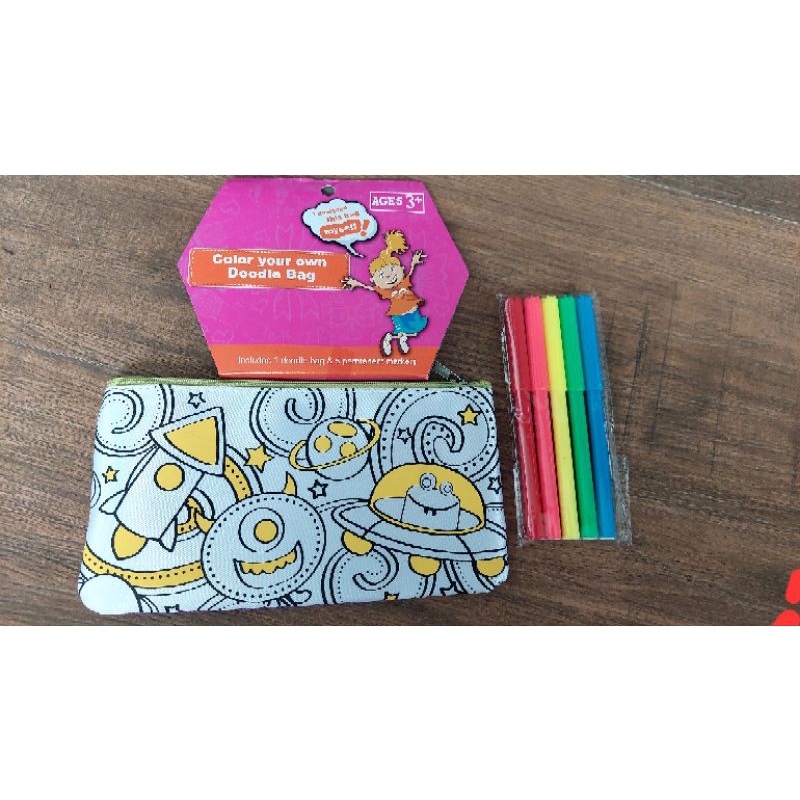 

COLOR YOUR OWN DOODLE BAG PENCIL CASE TEMPAT PENSIL DIY