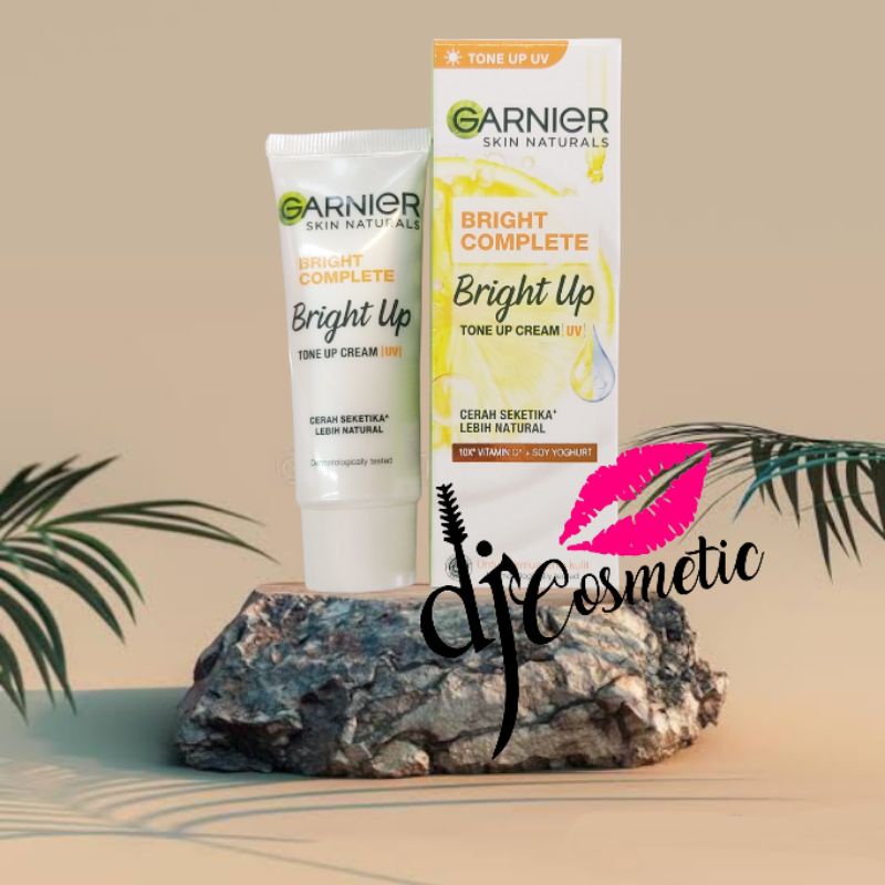 [15ml] Garnier Bright Complete Bright Up Tone Up Cream