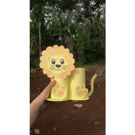 

kerajinan tempat pensil aesthetic dari botol bekas tugas prakarya