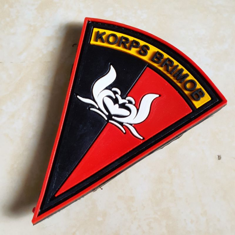 patch rubber logo korps brimob / polisi / polri / police / tempelan emblem karet velcro