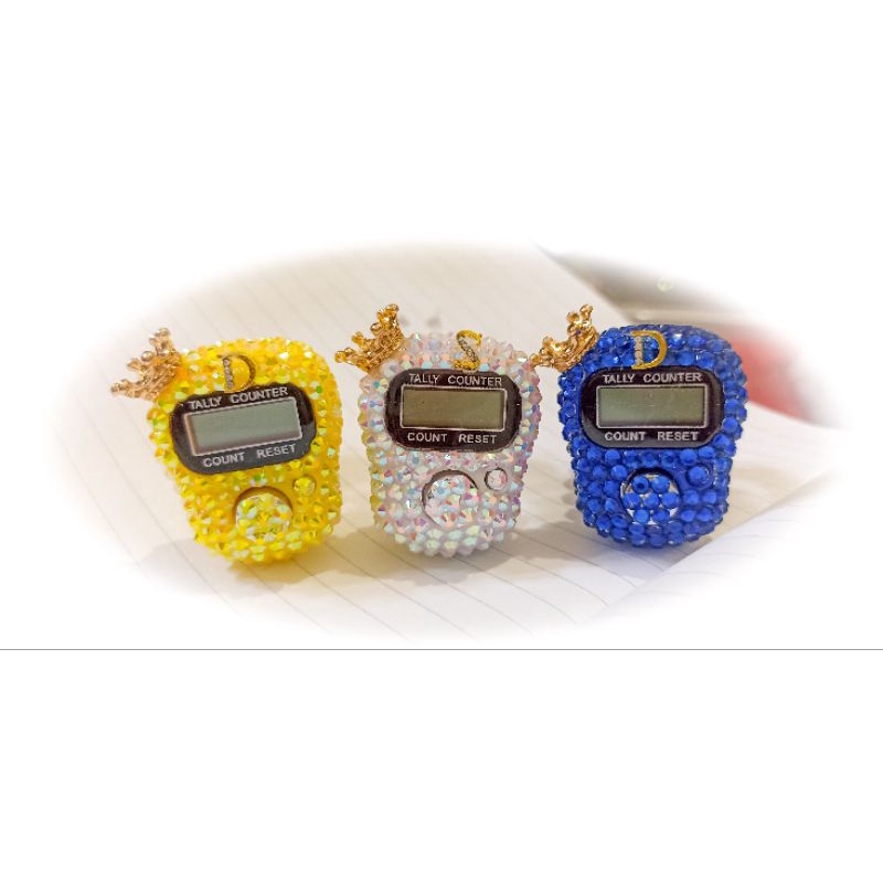 TASBIH DIGITAL SWAROVSKI MAHKOTA NON LED INISIAL 1 HURUF FREE KOTAK