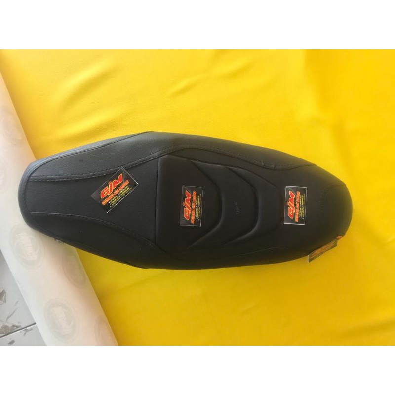 JOK VARIO 125/150 MODIFIKASI KULIT MBTECH-JOK MODIFIKASI MOTOR VARIO 125/150 KULIT MBTECH