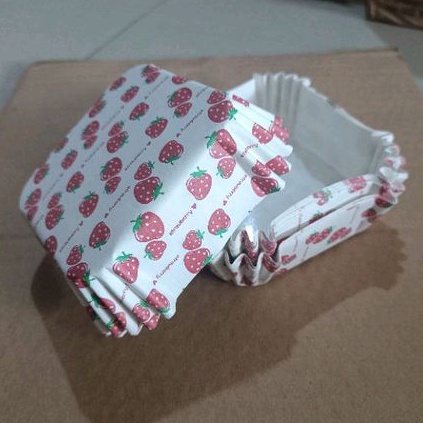 Cup persegi square isi 200 pcs