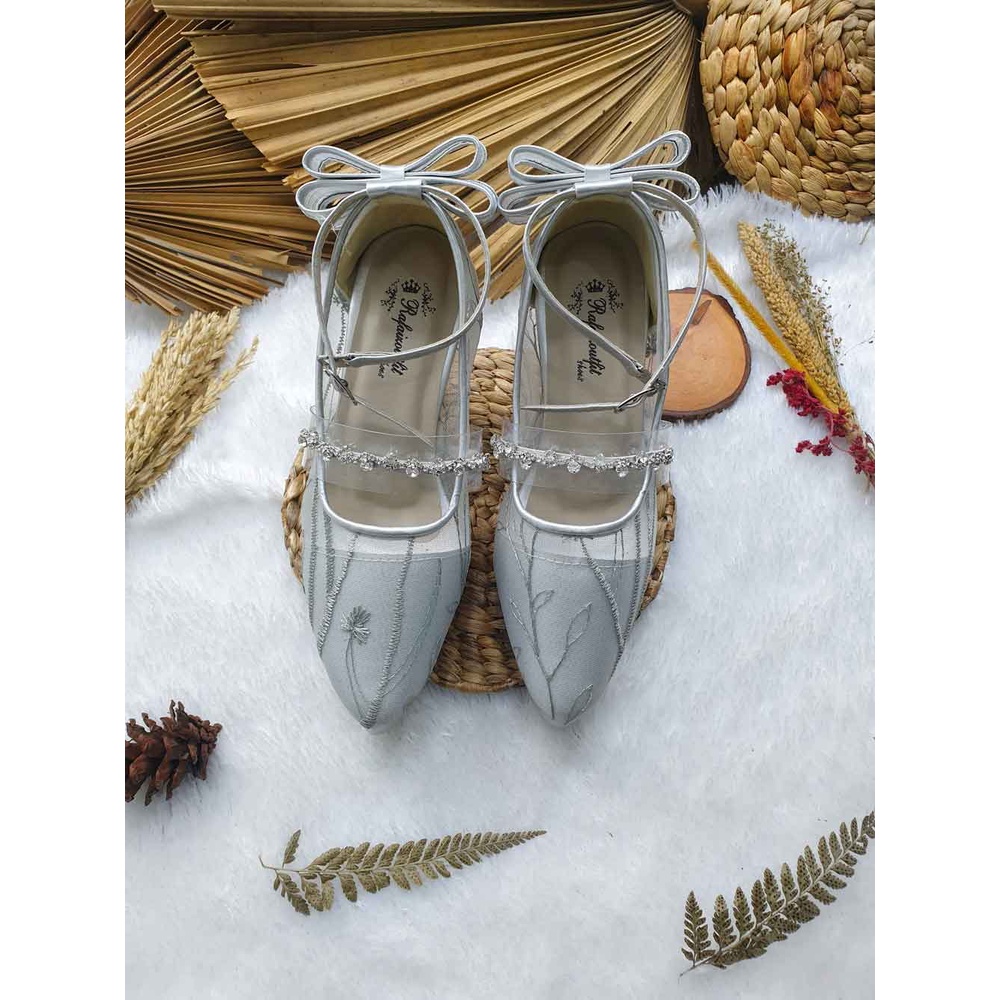 sepatu wanita cantik vilea silver pita 9ccm runcing