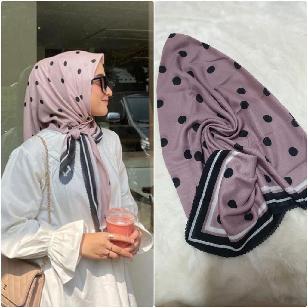 Jilbab Segi empat motif polkadot Scraft Polkadot Segi empat polkadot