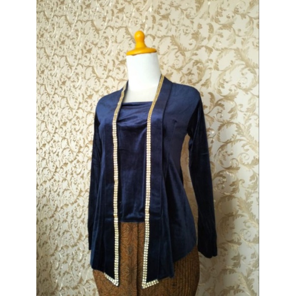 Kebaya Beludru Navy