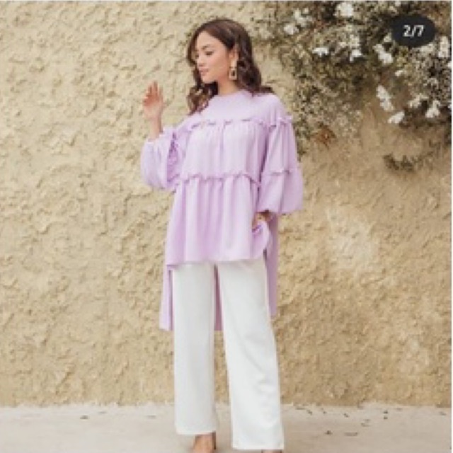 Yola Blouse Wearing Klamby