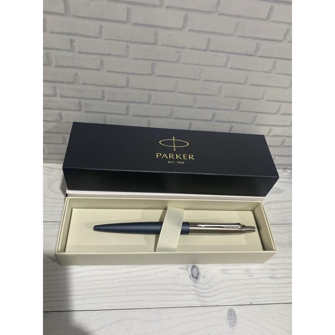 

Pulpen Parker Jotter XL Matte Blue CT