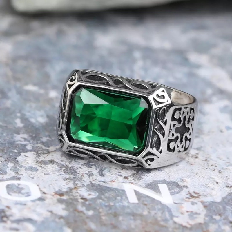 Cincin Batu Zamrud Emerald Hijau Botol Ring Titanium Mewah