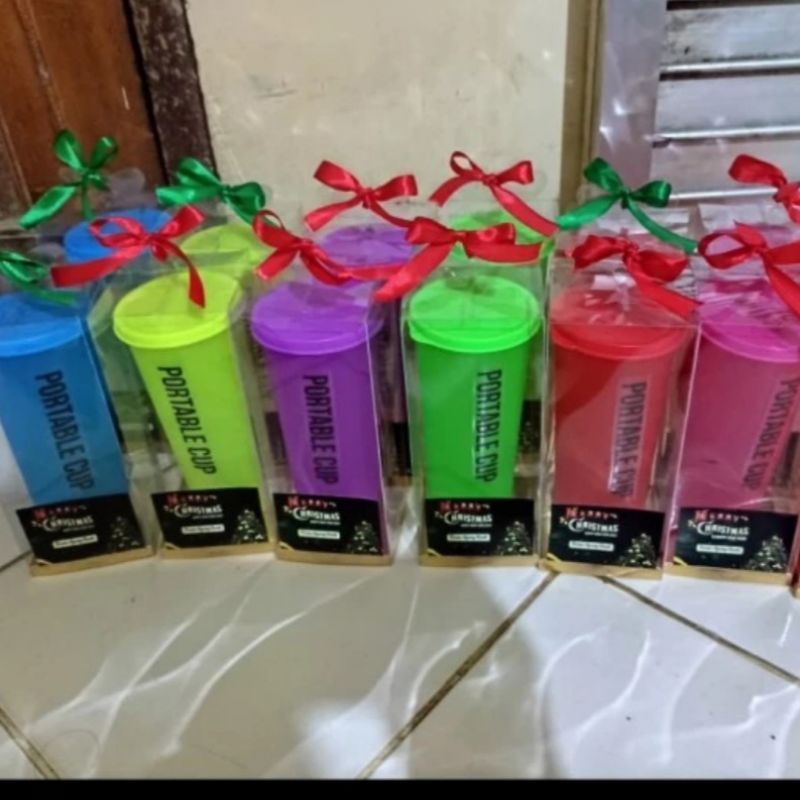 SOUVENIR GELAS PLASTIK PLUS TUTUP WARNA WARNI TUMBLER PLASTIK COLOURFULL CUSTOM NAMA