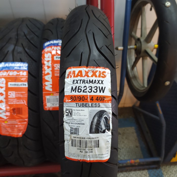 Ban Maxxis Extramax M6233W 80/90-14
