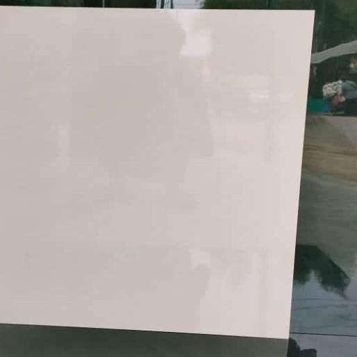 Granit Valentino cream 60x60