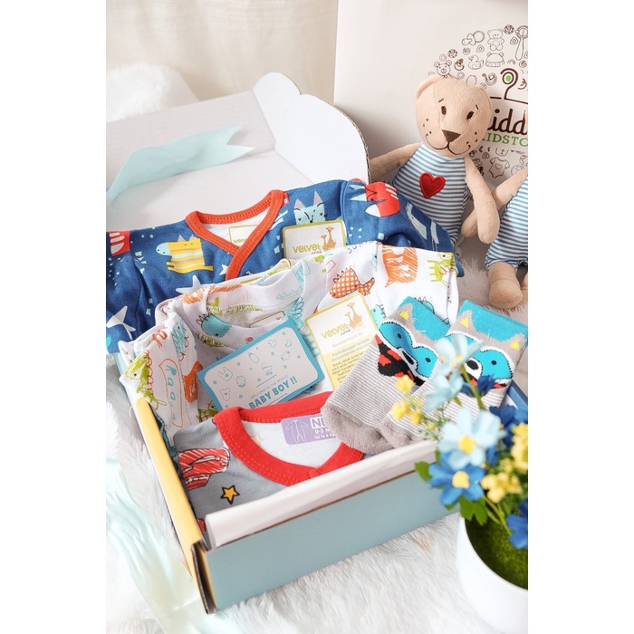 

(COD) Paket Kado Lengkap Velvet Junior/Kado bayi/Hampers kekinian - Boy, Mix 0-6 bln