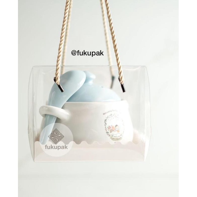 

Box Mika Tali 14x14 (20pcs) Kotak Souvenir Mini Cake Kue Lapis Hamper - Putih Tali Gold