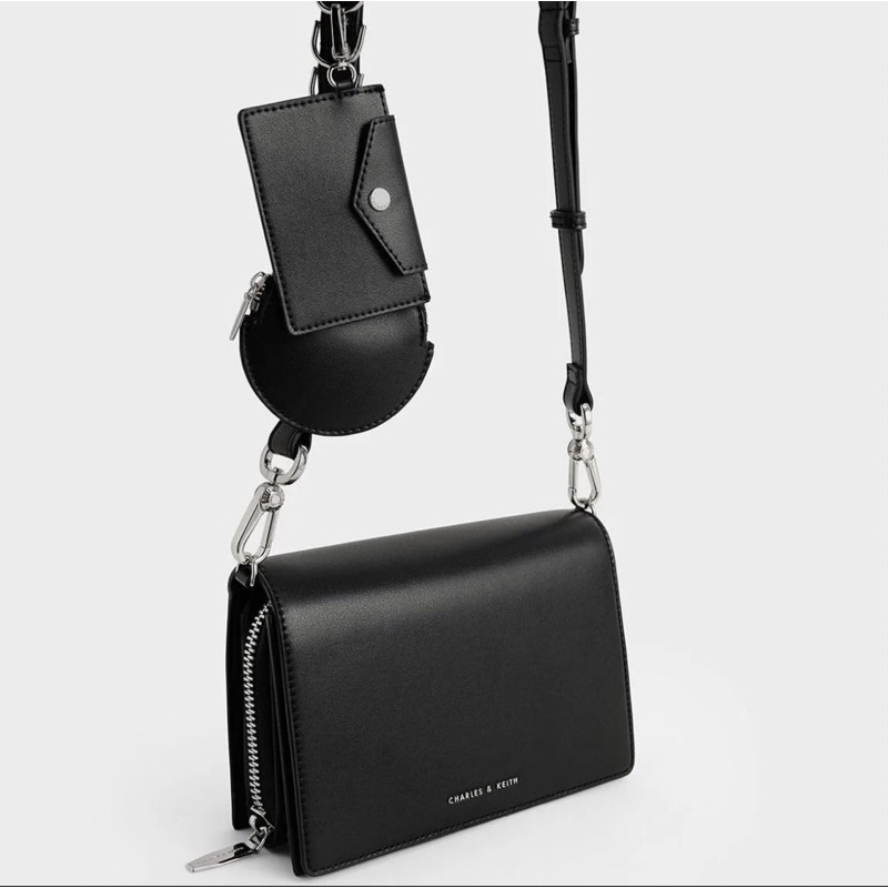 C Multi Pouch Bag