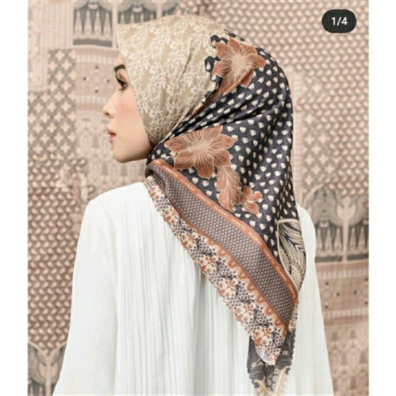 Preloved julang scarf tana toraja by WK on booked Mb Rita