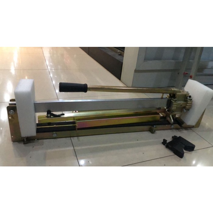 KENTARO ALAT POTONG KERAMIK GRANIT GRANITE 60 CM MANUAL TILE CUTTER