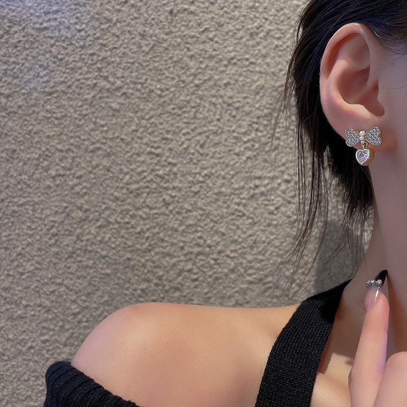 Anting 925 Silver Needle Bentuk Hati Pita Aksen Mutiara Bahan Zirkon Untuk Wanita
