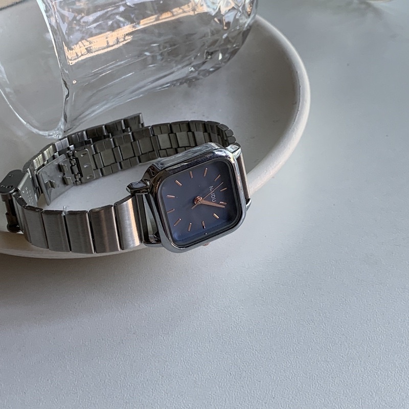 Ulzzang Jam Tangan Wanita Fashion Korea Square Belt kotak